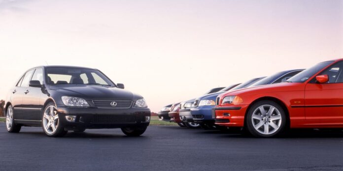 2001 Test usporedbe: Audi A4, BMW 325i, Lexus IS300, M-B C240, Saab 9-3, Volvo S60