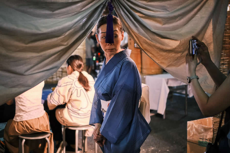 Umijeće savršenog trenutka: 34 domišljate ulične fotografije Emiliana Cuadrada koje pretvaraju obične prizore u vizualna iznenađenja - 14 Umijeće savršenog trenutka: 34 domišljate ulične fotografije Emiliana Cuadrada koje pretvaraju obične prizore u vizualna iznenađenja - 14