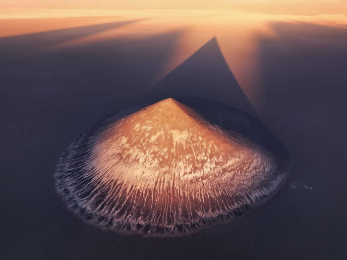 Shadow Of Arita By Daniel Viñé Garcia - International Aerial Photographer of the Year 2026 Awards