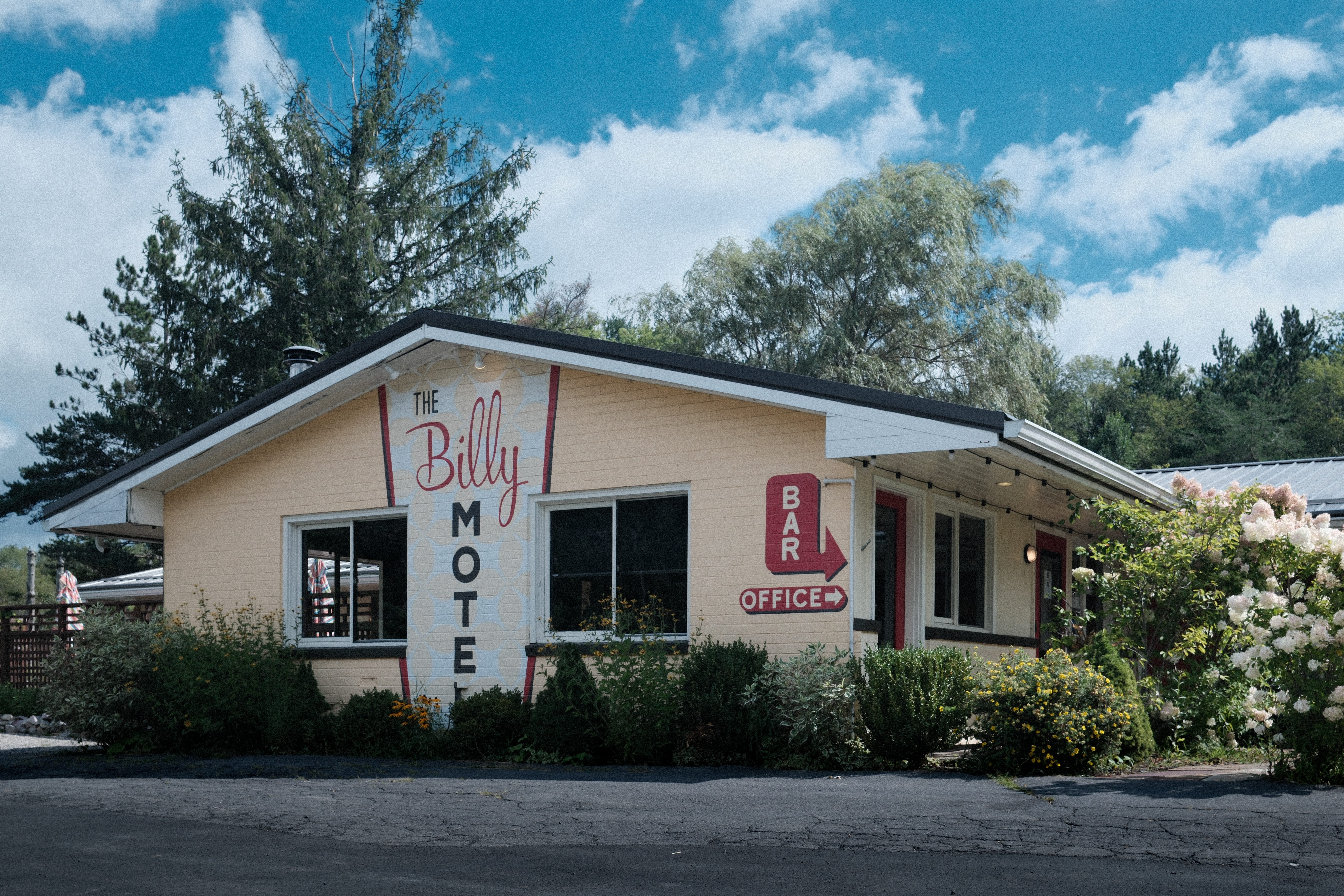 The retro exterior gives the Billy Motel a recognizable personality.