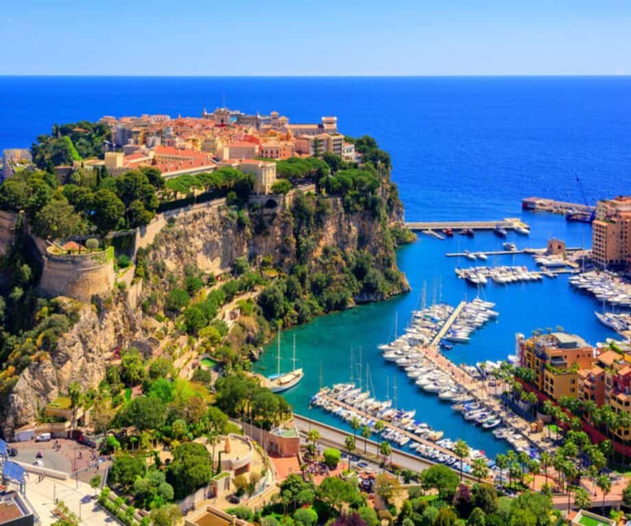 Iznajmljivanje superjahte na Francuskoj rivijeri: St Tropez, Cannes, Monaco ili Nice? - 3