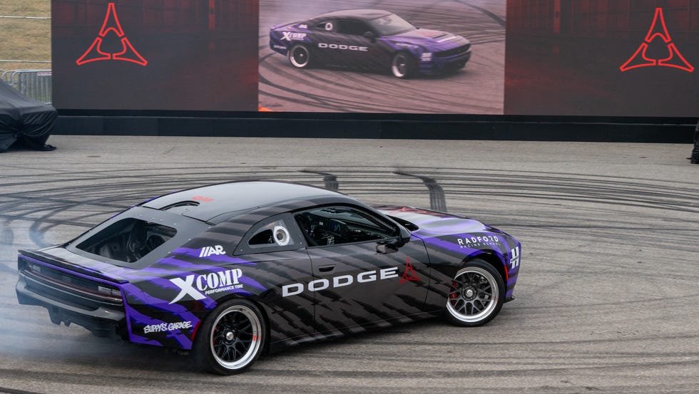 Ovi Dodge Chargeri za drift imaju 750 KS i ručni mjenjač - 2