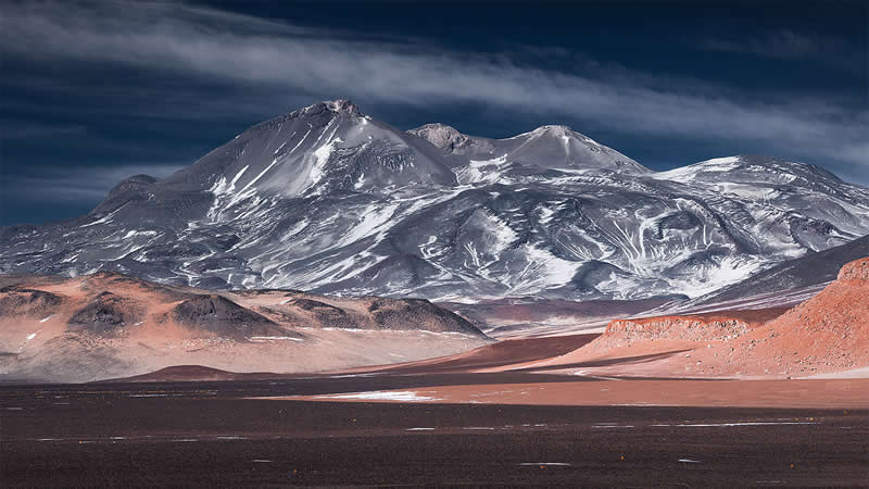 Sol i tišina: 28 nadzemaljskih pogleda na pustinju Atacama autora Karola Nienartowicza - 21