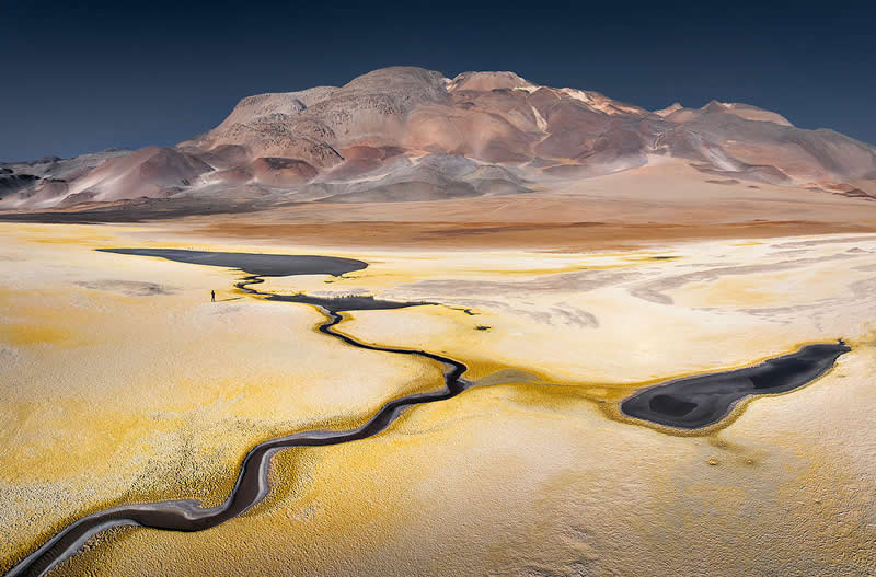Sol i tišina: 28 nadzemaljskih pogleda na pustinju Atacama autora Karola Nienartowicza - 24