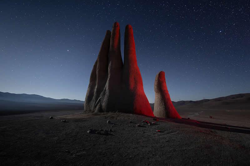 Sol i tišina: 28 nadzemaljskih pogleda na pustinju Atacama autora Karola Nienartowicza - 9