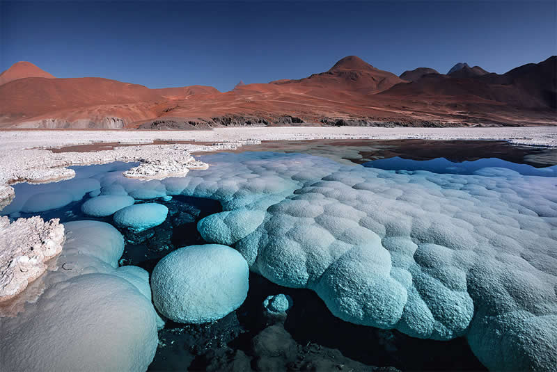 Sol i tišina: 28 nadzemaljskih pogleda na pustinju Atacama autora Karola Nienartowicza - 11