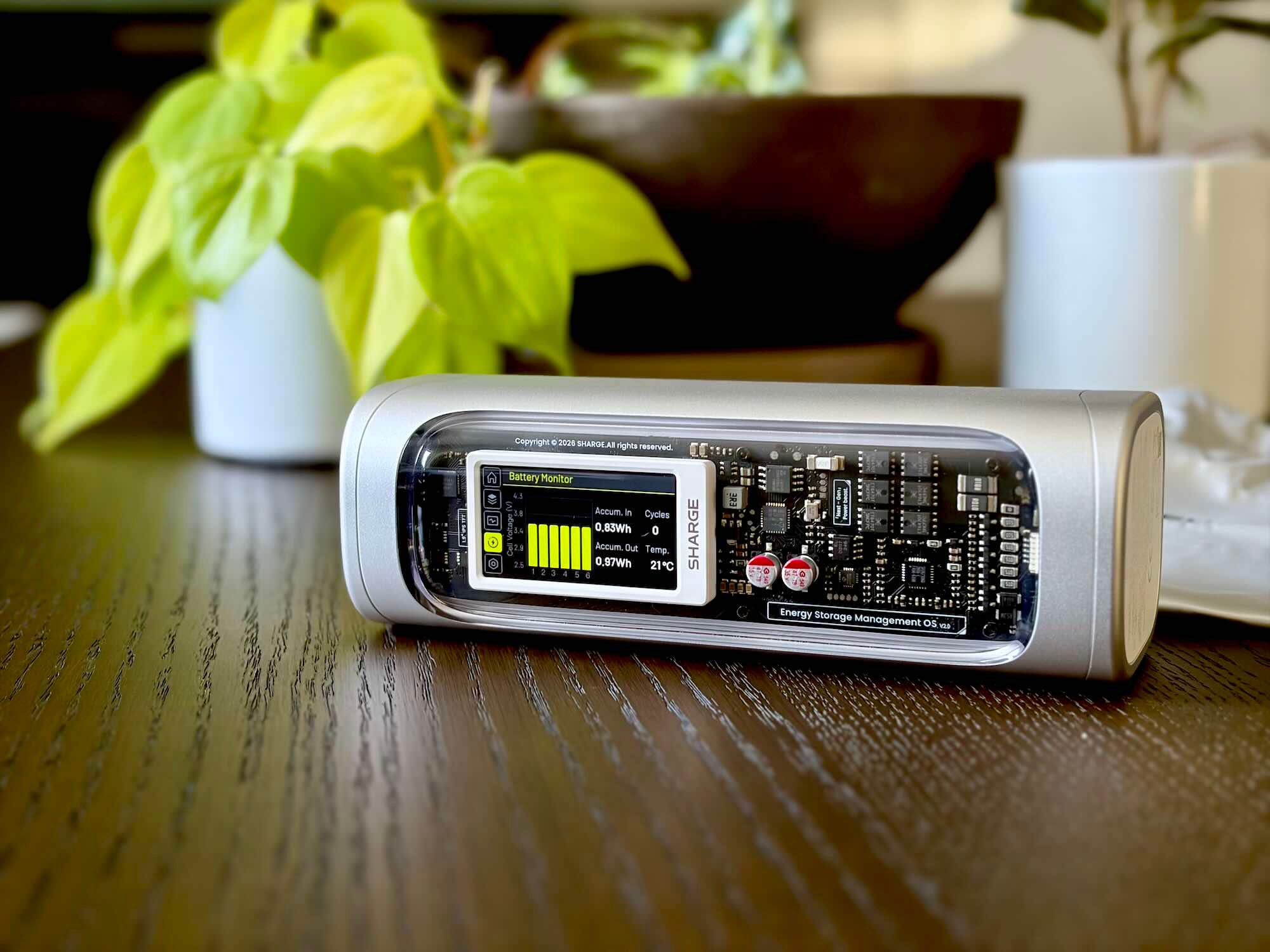 Testirano: Morate vidjeti Shargeov impresivni novi metalni power bank s monolitnim kućištem i zaslonom [Ponuda pri lansiranju] - 7