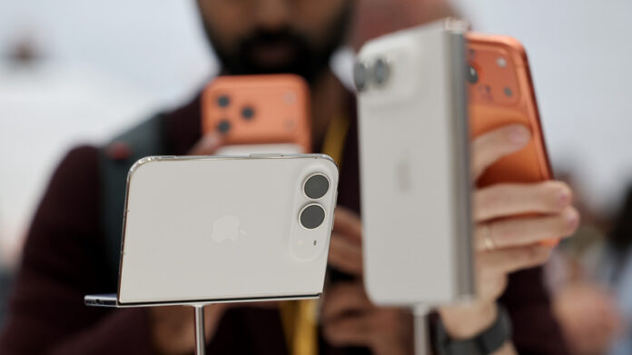 Jedan broj mobitela, dva telefona: Što je iPhone handoff i koji ga operateri podržavaju?