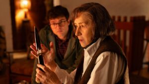 Recenzija ‘A Talent for Murder’: Helen Mirren igra mrzovoljna autorica krimića Patricia Highsmith u Corbijnovom zanosno zamršenom psihološkom trileru