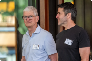 Upravo sutra! Appleov preklopni telefon pokreće najjaču valnu objavu novih uređaja u povijesti