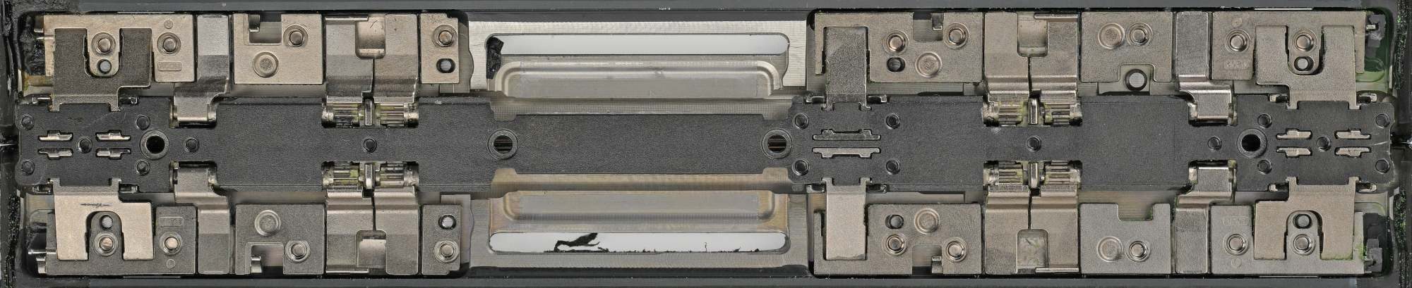 iFixit rastavljaju iPhone Duo, pronalaze moguće uzroke ranih kvarova zaslona - 4 iFixit rastavljaju iPhone Duo, pronalaze moguće uzroke ranih kvarova zaslona - 4