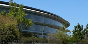 Nakon presude od 5,7 milijardi dolara, Taction želi udio u prodaji iPhonea i Apple Watcha do 2035. godine