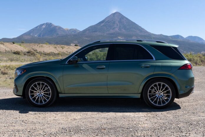 U sjeni S-klase: Vozimo osvježeni Mercedes-Benz GLE i GLS iz 2027. godine