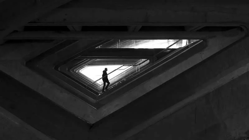 Ulične priče u crno-bijeloj tehnici: 38 nagrađenih fotografija s MonoVisions nagrada 2026. - 15 Ulične priče u crno-bijeloj tehnici: 38 nagrađenih fotografija s MonoVisions nagrada 2026. - 15
